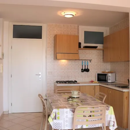 Front With Sea View Apartment